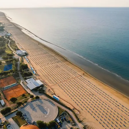 Equipped Flat For A Lovely In Apartment Bibione